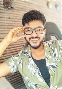Screenplay writer Pinaki Ghosh